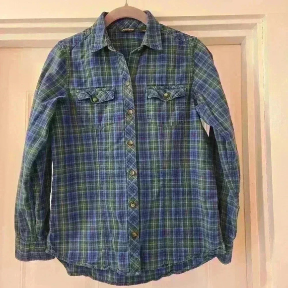 Eddie Bauer Flannel Style Button Up 100% Cotton xs - Picture 1 of 8